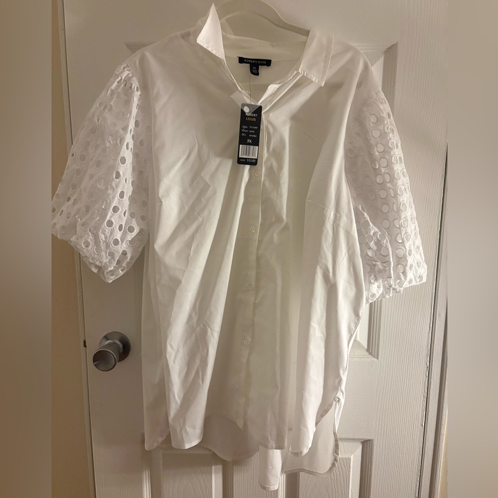 Robert Louis Classic White Blouse